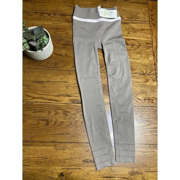 fabletics High Waisted Sculptknit Cut-out Back Legging Smoke Opal Size Small - Picture 7 of 9